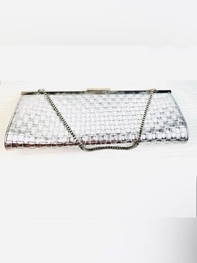 Y&S Handbags Metallic Silver Woven Clutch with Chain Strap Vintage